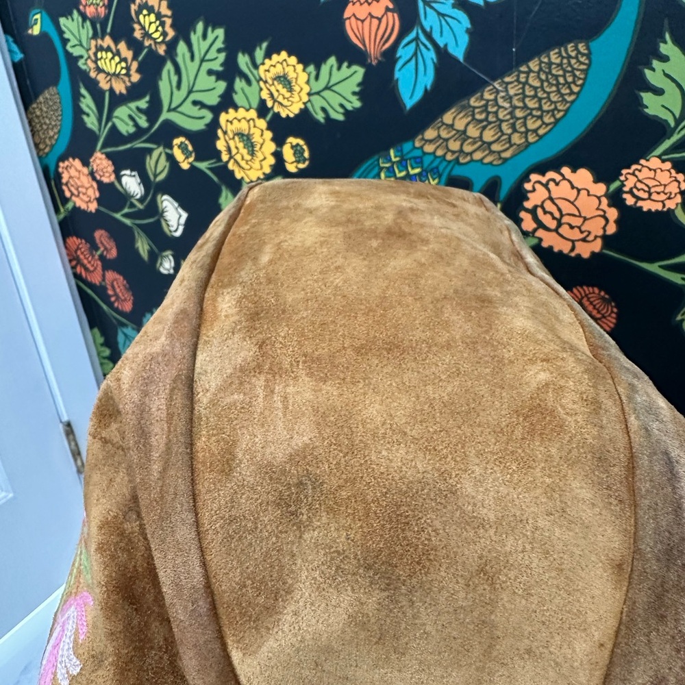 Bally Vintage Embroidered Suede Hobo Tote Bag – Brown with Floral Detailing - Picture 10 of 13